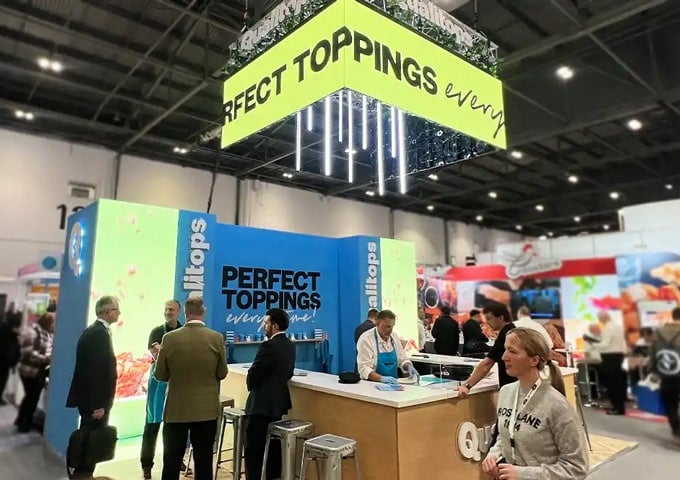 Qualitops-2025-Exhibition-Stand-and-Build-Motive-Exhibitions Qualitops-2025-Exhibition-Stand-and-Build-Motive-Exhibitions