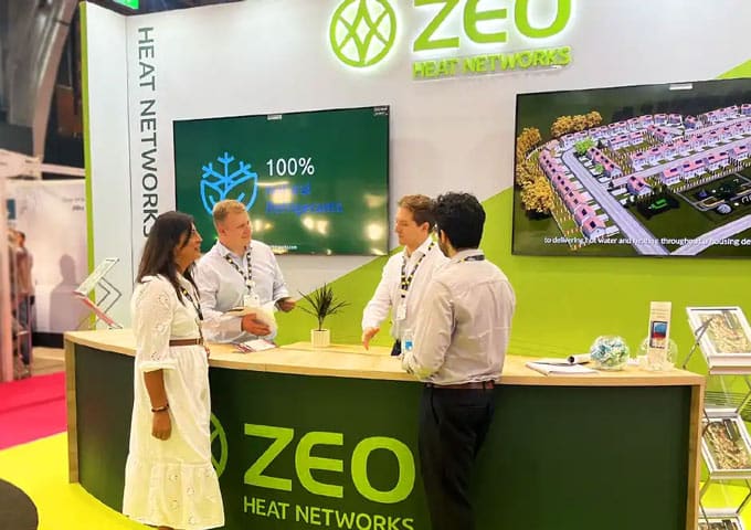 ZEO-Networks-modular-exhibition-stand-hire-uk-Motive-Exhibitions Busy EIVA bespoke exhibition stand design and build by Motive Exhibitions