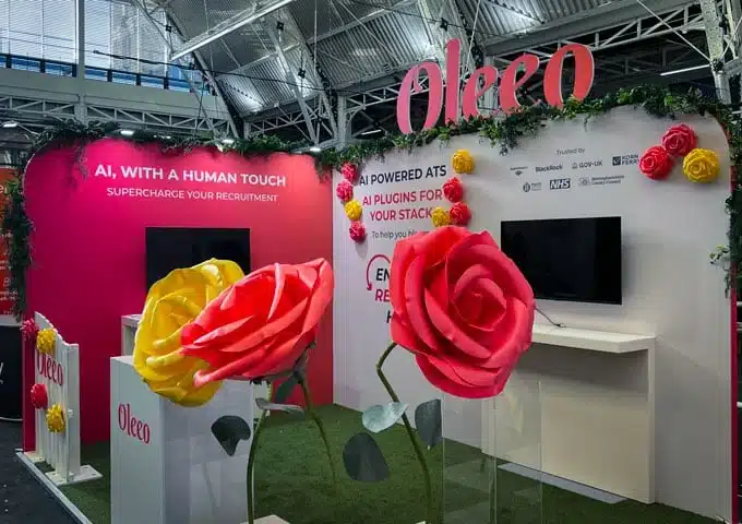 custom exhibition stand design Oleeo IHR Live