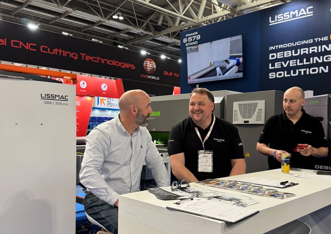 interactive-trade-show-stand-for-manufacturing-show-MACH