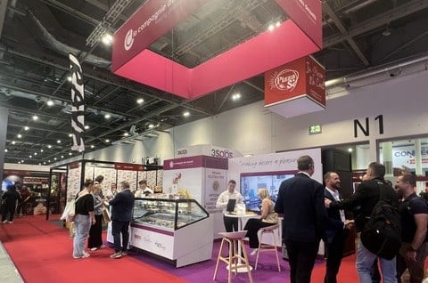 shell-scheme-exhibition-stands-Motive-Exhibitons