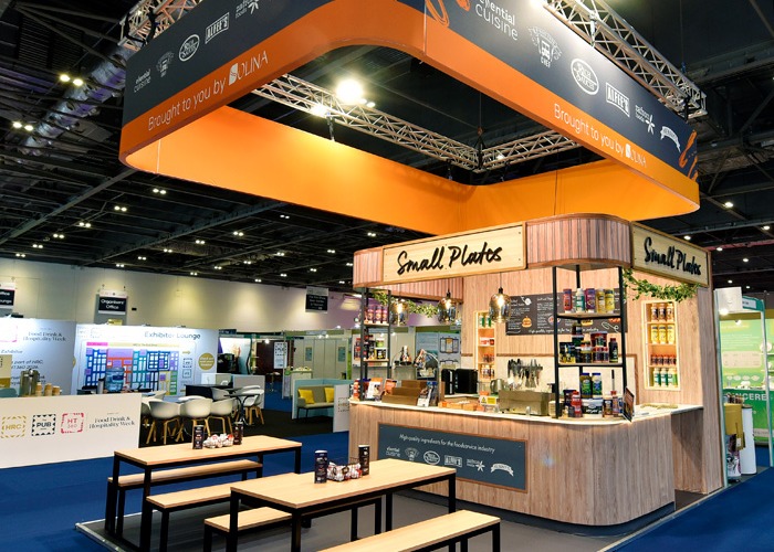 bespoke exhibition stand with hanging banner food and drink expo